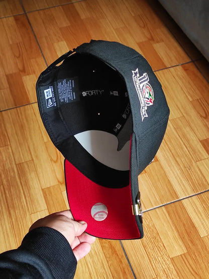 Toronto Blue Jays Curved 10th Season Side Patch New Era 9Forty A-Frame Snapback