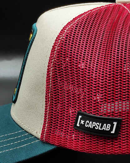 CAPSLAB peanuts Snoopy white red green trucker snapback hat