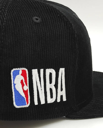 Chicago Bulls OLD SCHOOL CORDUROY SIDE-PATCH Black Fitted Hat by New Era