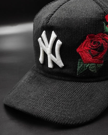 New era New York Yankees ' 🌹' Golfer Pre-Curved Snapback