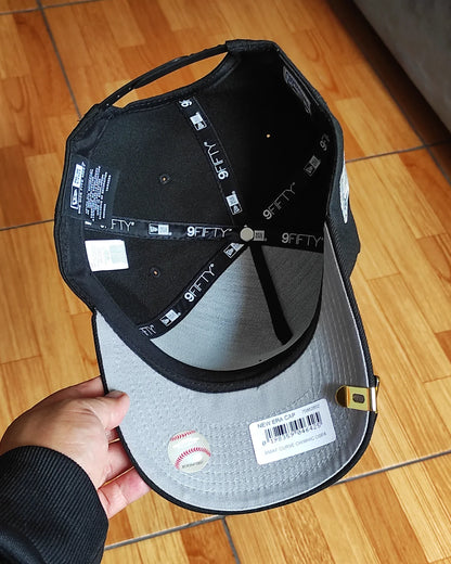 New Era Chicago White Sox  Black  Edition A Frame 9Fifty Snapback