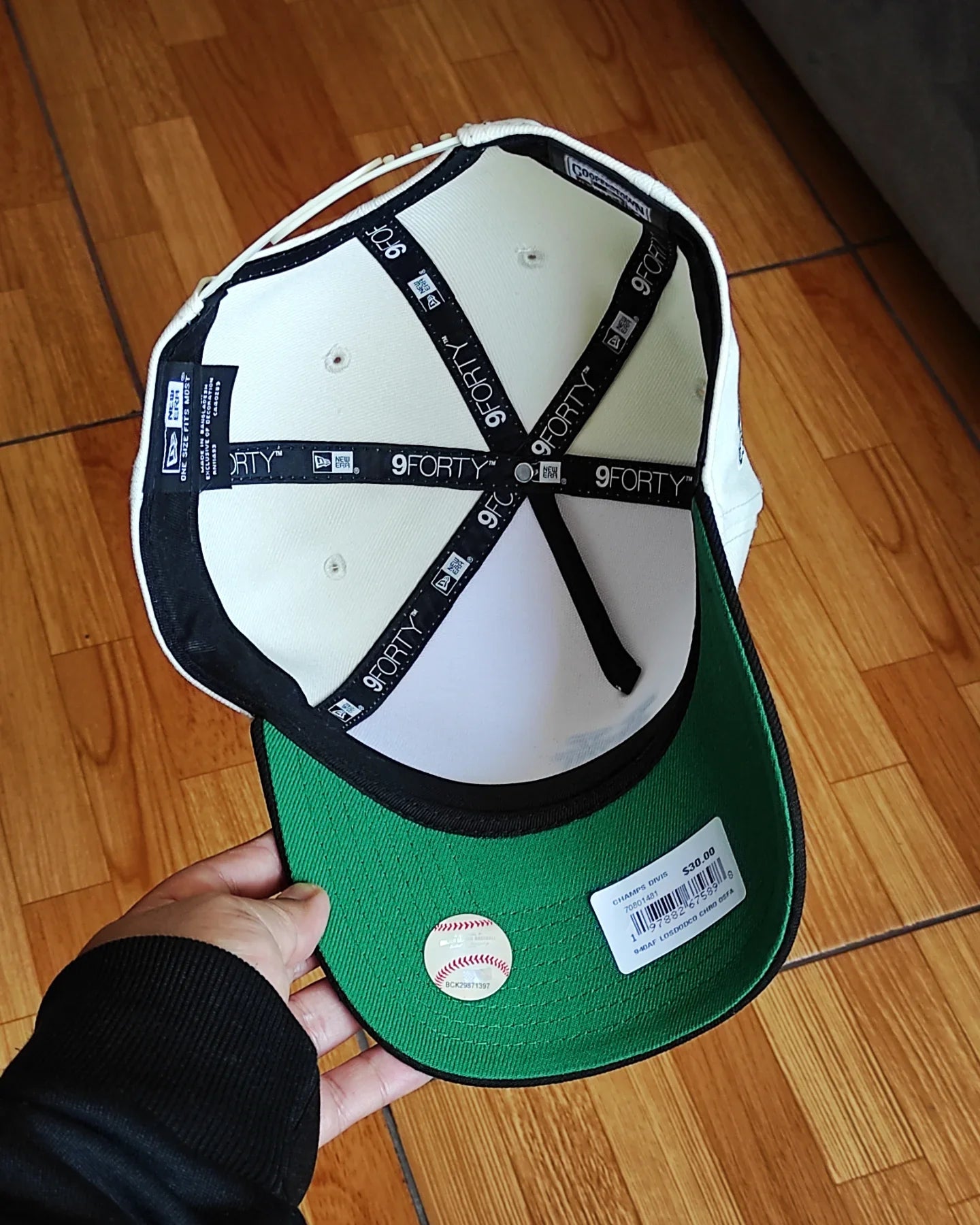 New Era Los Angeles Dodgers UPSIDE logo Chrome black  9FORTY A-FRAME