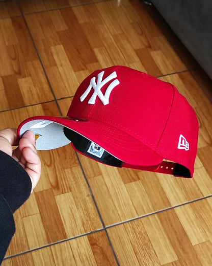 New Era las New York Yankees world series 1999 roja 9 FIFTY Snapback