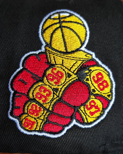 Mitchell and ness Chicago bulls 6x champions fire pro pinch fit snapback