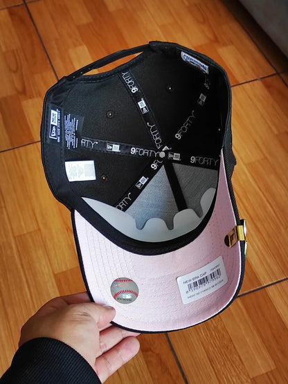 New Era New York Yankees world series 1999 black pink 9 FORTY AFRAME
